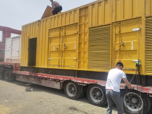 阜城发电机出租100KW发电机需要什么规格的电缆线？