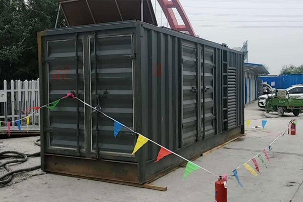 阜城发电机租赁空气滤清器多久更换一次？