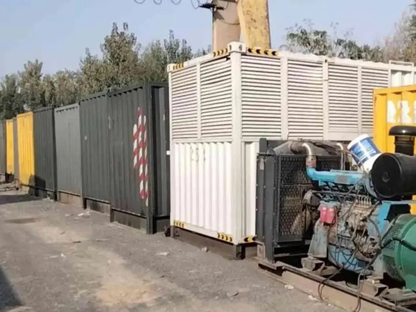 阜城200KW柴油发电机机组每小时油耗是多少？